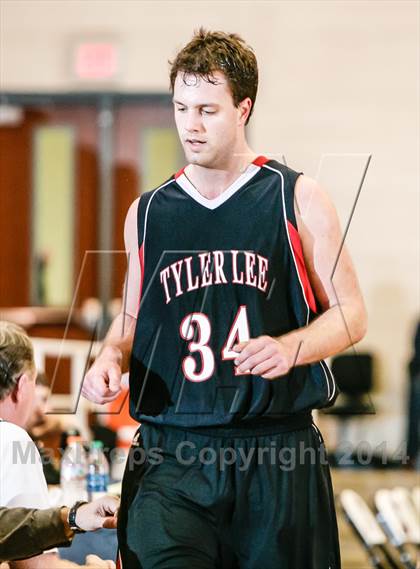 Thumbnail 1 in Lee @ Rockwall-Heath photogallery.