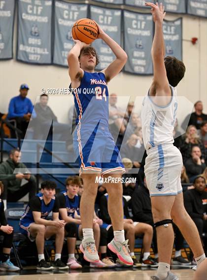Thumbnail 3 in Westlake @ Corona del Mar (CIF-SS D2A Playoffs) photogallery.