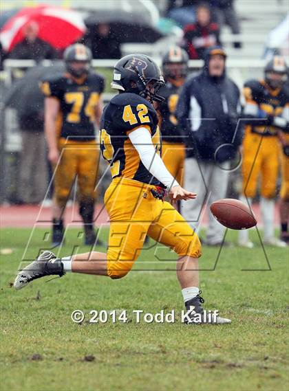 Thumbnail 2 in Wethersfield @ RHAM photogallery.