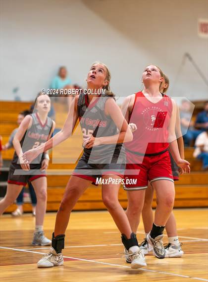 Thumbnail 1 in West Union vs South Pontotoc (Scrimmage) photogallery.