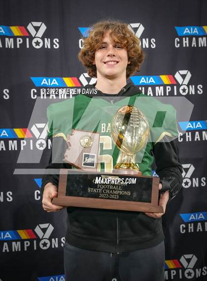 Thumbnail 2 in Saguaro vs. Basha (AIA Open Awards) photogallery.