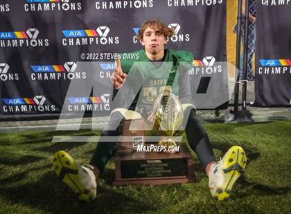 Thumbnail 1 in Saguaro vs. Basha (AIA Open Awards) photogallery.