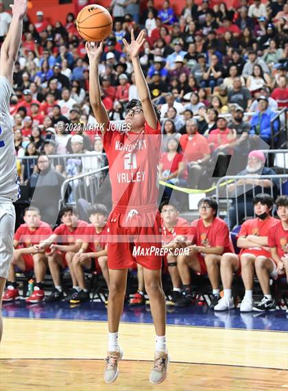 Thumbnail 3 in Monument Valley vs. Valley Christian (AIA 3A Final) photogallery.