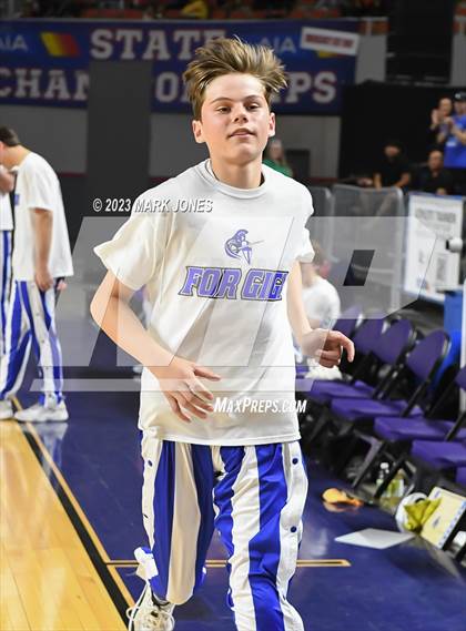 Thumbnail 3 in Monument Valley vs. Valley Christian (AIA 3A Final) photogallery.