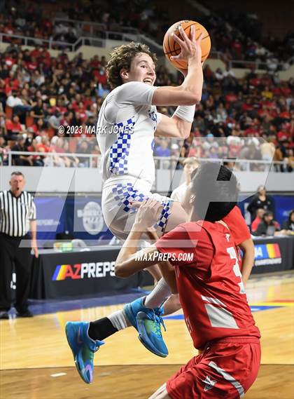 Thumbnail 2 in Monument Valley vs. Valley Christian (AIA 3A Final) photogallery.
