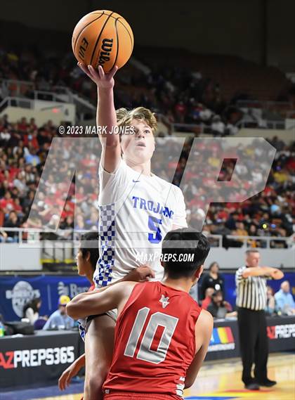 Thumbnail 2 in Monument Valley vs. Valley Christian (AIA 3A Final) photogallery.
