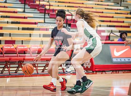 Thumbnail 3 in Harvard-Westlake vs. Mira Costa (Kiernan Klassic Showcase) photogallery.