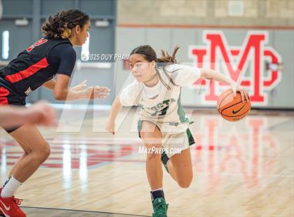 Thumbnail 2 in Harvard-Westlake vs. Mira Costa (Kiernan Klassic Showcase) photogallery.