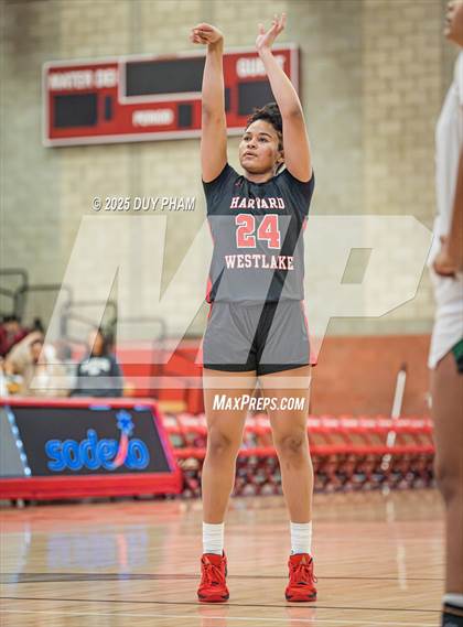 Thumbnail 1 in Harvard-Westlake vs. Mira Costa (Kiernan Klassic Showcase) photogallery.