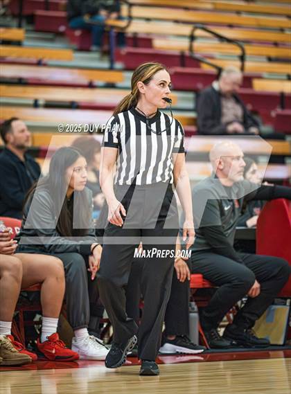 Thumbnail 3 in Harvard-Westlake vs. Mira Costa (Kiernan Klassic Showcase) photogallery.