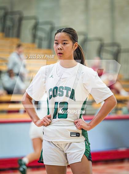 Thumbnail 3 in Harvard-Westlake vs. Mira Costa (Kiernan Klassic Showcase) photogallery.
