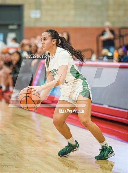 Thumbnail 2 in Harvard-Westlake vs. Mira Costa (Kiernan Klassic Showcase) photogallery.