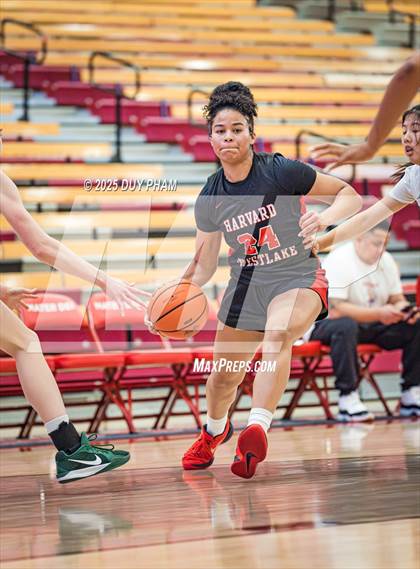 Thumbnail 2 in Harvard-Westlake vs. Mira Costa (Kiernan Klassic Showcase) photogallery.