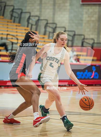 Thumbnail 3 in Harvard-Westlake vs. Mira Costa (Kiernan Klassic Showcase) photogallery.