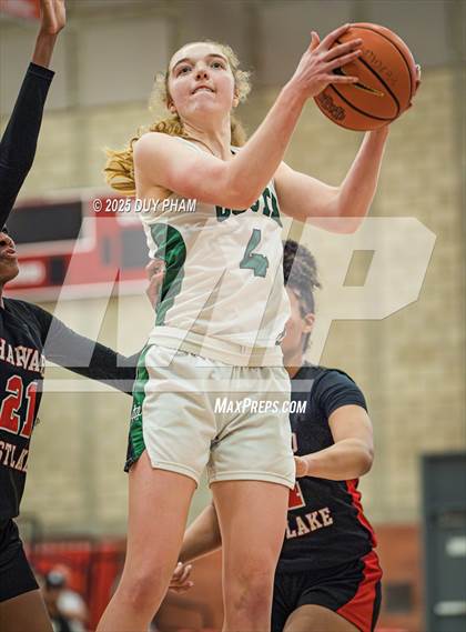 Thumbnail 2 in Harvard-Westlake vs. Mira Costa (Kiernan Klassic Showcase) photogallery.