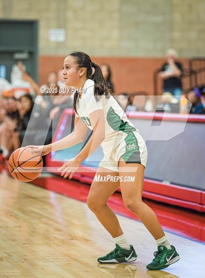 Thumbnail 3 in Harvard-Westlake vs. Mira Costa (Kiernan Klassic Showcase) photogallery.