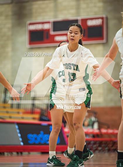 Thumbnail 3 in Harvard-Westlake vs. Mira Costa (Kiernan Klassic Showcase) photogallery.