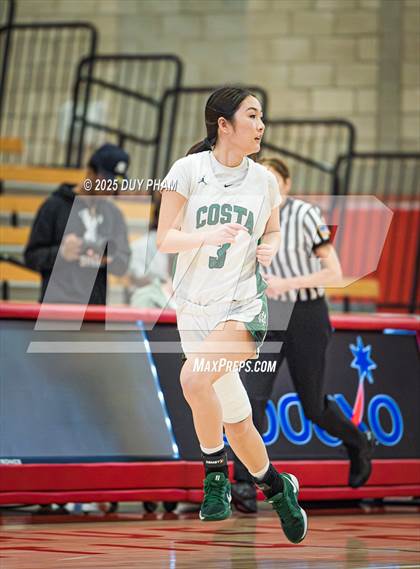 Thumbnail 3 in Harvard-Westlake vs. Mira Costa (Kiernan Klassic Showcase) photogallery.