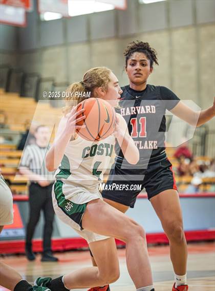 Thumbnail 2 in Harvard-Westlake vs. Mira Costa (Kiernan Klassic Showcase) photogallery.