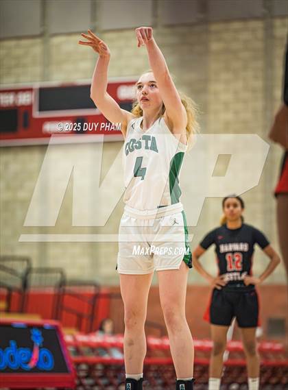 Thumbnail 3 in Harvard-Westlake vs. Mira Costa (Kiernan Klassic Showcase) photogallery.