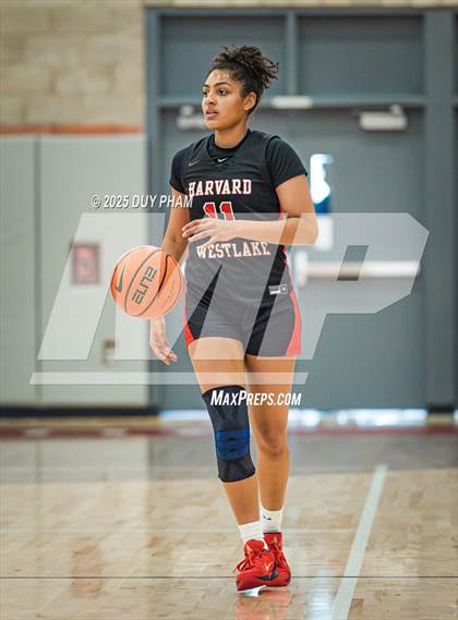 Thumbnail 3 in Harvard-Westlake vs. Mira Costa (Kiernan Klassic Showcase) photogallery.