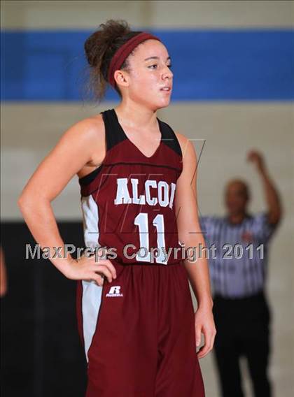 Thumbnail 2 in Alcoa vs South Doyle (Kroger Thanksgiving Classic) photogallery.