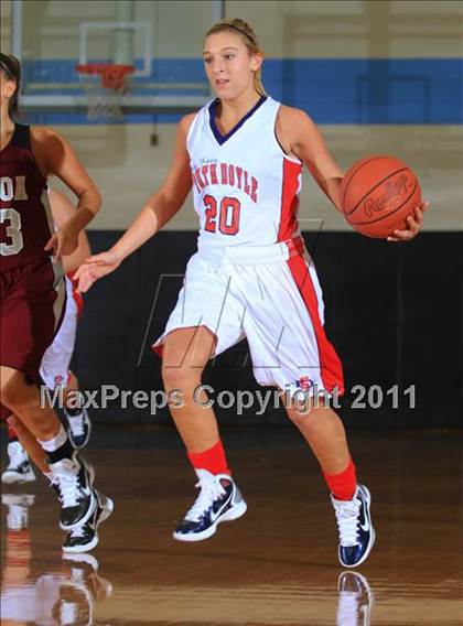 Thumbnail 3 in Alcoa vs South Doyle (Kroger Thanksgiving Classic) photogallery.