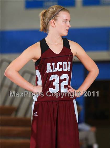 Thumbnail 3 in Alcoa vs South Doyle (Kroger Thanksgiving Classic) photogallery.