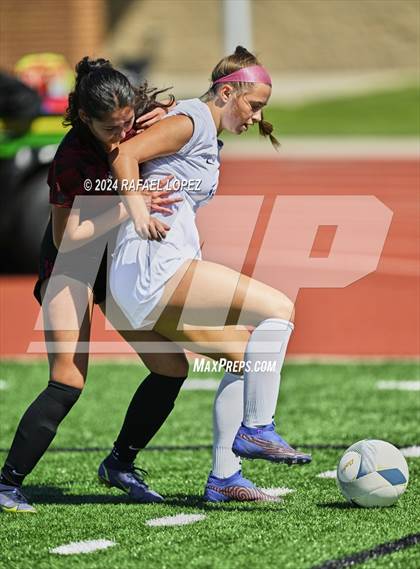 Thumbnail 2 in Georgetown vs. Goose Creek Memorial (UIL Soccer 5A Region 3 Regional Semifinal) photogallery.