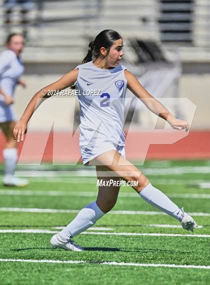 Thumbnail 2 in Georgetown vs. Goose Creek Memorial (UIL Soccer 5A Region 3 Regional Semifinal) photogallery.