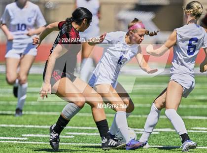 Thumbnail 1 in Georgetown vs. Goose Creek Memorial (UIL Soccer 5A Region 3 Regional Semifinal) photogallery.