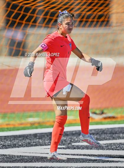 Thumbnail 3 in Georgetown vs. Goose Creek Memorial (UIL Soccer 5A Region 3 Regional Semifinal) photogallery.