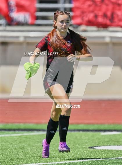 Thumbnail 3 in Georgetown vs. Goose Creek Memorial (UIL Soccer 5A Region 3 Regional Semifinal) photogallery.