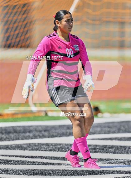 Thumbnail 1 in Georgetown vs. Goose Creek Memorial (UIL Soccer 5A Region 3 Regional Semifinal) photogallery.
