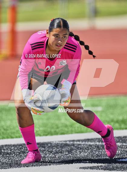 Thumbnail 3 in Georgetown vs. Goose Creek Memorial (UIL Soccer 5A Region 3 Regional Semifinal) photogallery.