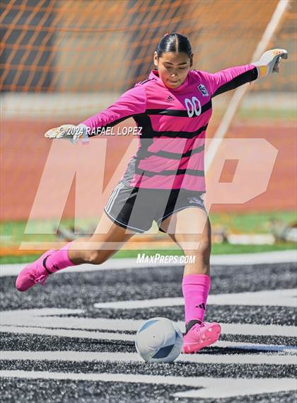 Thumbnail 1 in Georgetown vs. Goose Creek Memorial (UIL Soccer 5A Region 3 Regional Semifinal) photogallery.