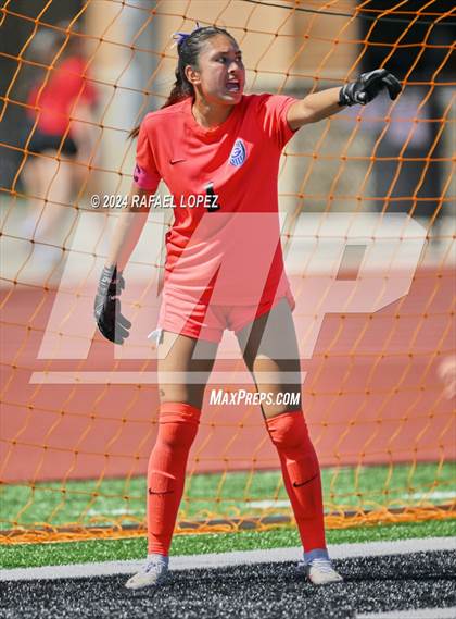 Thumbnail 2 in Georgetown vs. Goose Creek Memorial (UIL Soccer 5A Region 3 Regional Semifinal) photogallery.