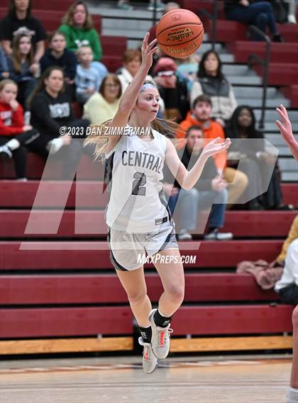 Thumbnail 3 in Central Columbia vs. Bloomsburg photogallery.