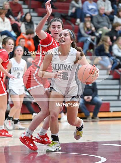 Thumbnail 2 in Central Columbia vs. Bloomsburg photogallery.