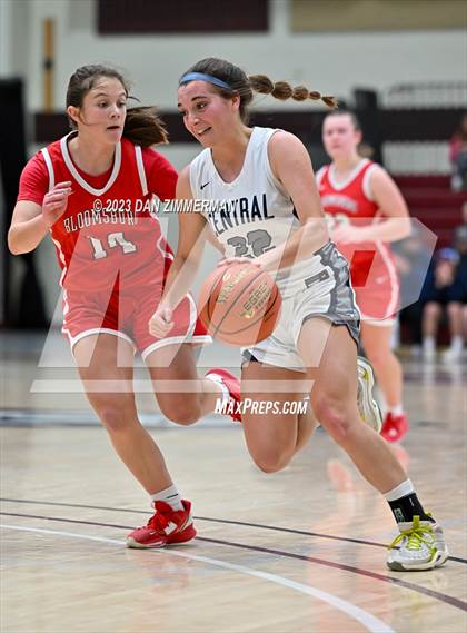 Thumbnail 2 in Central Columbia vs. Bloomsburg photogallery.