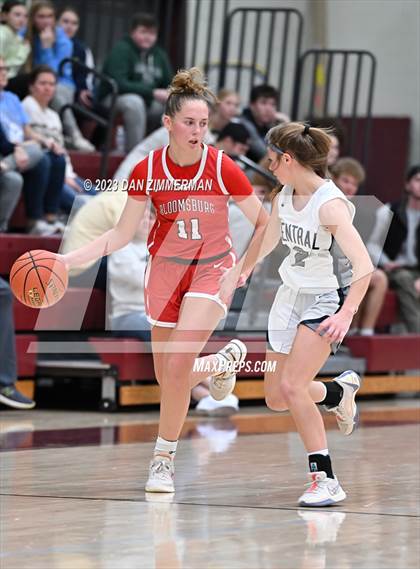 Thumbnail 2 in Central Columbia vs. Bloomsburg photogallery.