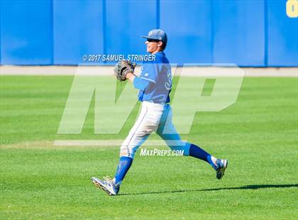 Thumbnail 3 in Clovis vs. Tulare Western (CIF CS D1 Playoffs) photogallery.