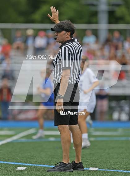 Thumbnail 1 in Darien vs. Ludlowe  (CIAC Class L Final) photogallery.