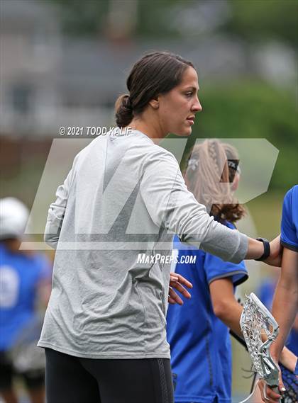 Thumbnail 3 in Darien vs. Ludlowe  (CIAC Class L Final) photogallery.
