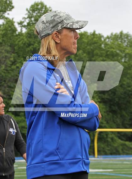 Thumbnail 2 in Darien vs. Ludlowe  (CIAC Class L Final) photogallery.