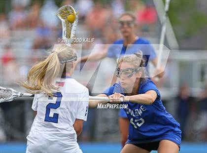 Thumbnail 2 in Darien vs. Ludlowe  (CIAC Class L Final) photogallery.