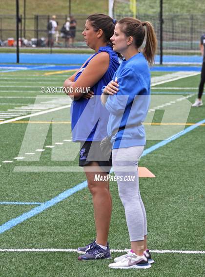 Thumbnail 3 in Darien vs. Ludlowe  (CIAC Class L Final) photogallery.