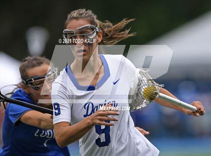Thumbnail 1 in Darien vs. Ludlowe  (CIAC Class L Final) photogallery.