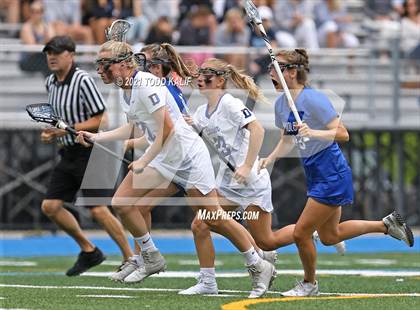 Thumbnail 1 in Darien vs. Ludlowe  (CIAC Class L Final) photogallery.