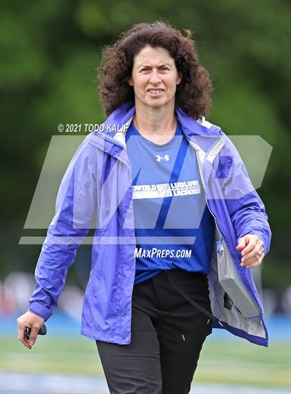 Thumbnail 2 in Darien vs. Ludlowe  (CIAC Class L Final) photogallery.